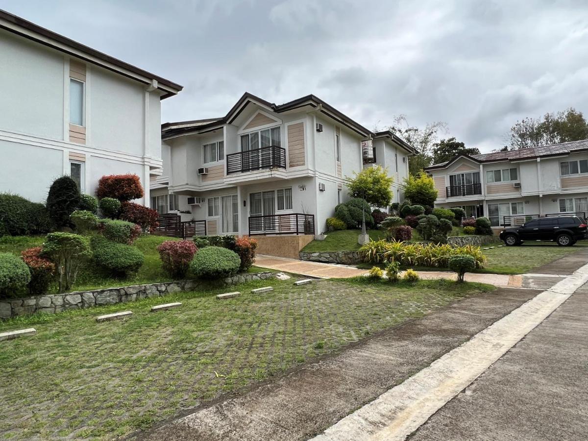 Tagaytay Hampton Villa Tagaytay City Exterior foto